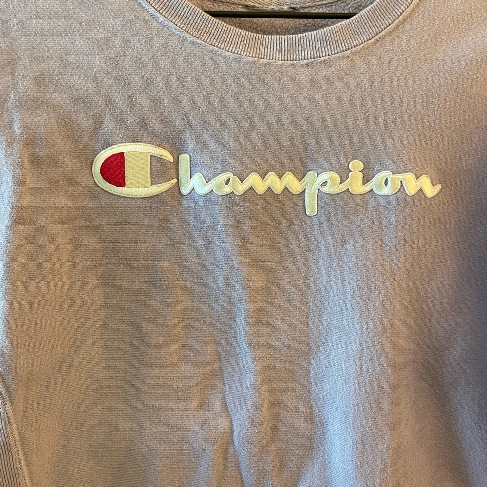 Champion Lavender Crewneck Sweatshirt - Picture 3 of 4